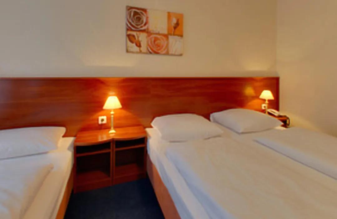 Hotel Terminus Am Hauptbahnhof & Zob-1